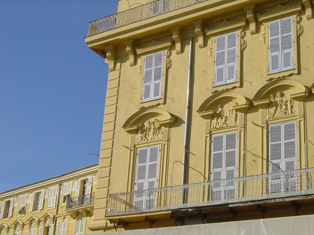 Detail d'un immeuble du cours Saleya