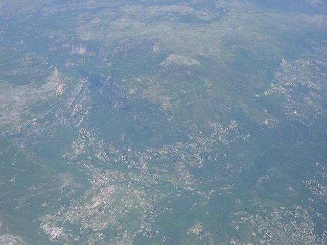 The entrance of the "Gorges du Loup" and the villages next to it.