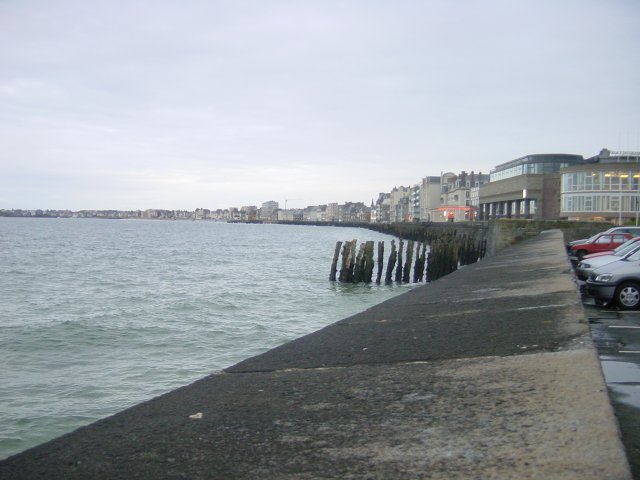 La plage du sillon a maree haute