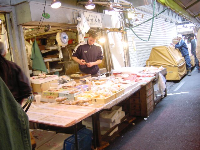 Un autre etal du marche. Tokyo, Japon.