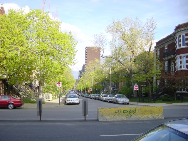 Une rue a la limite d'outremont. Montreal, Quebec, Canada.